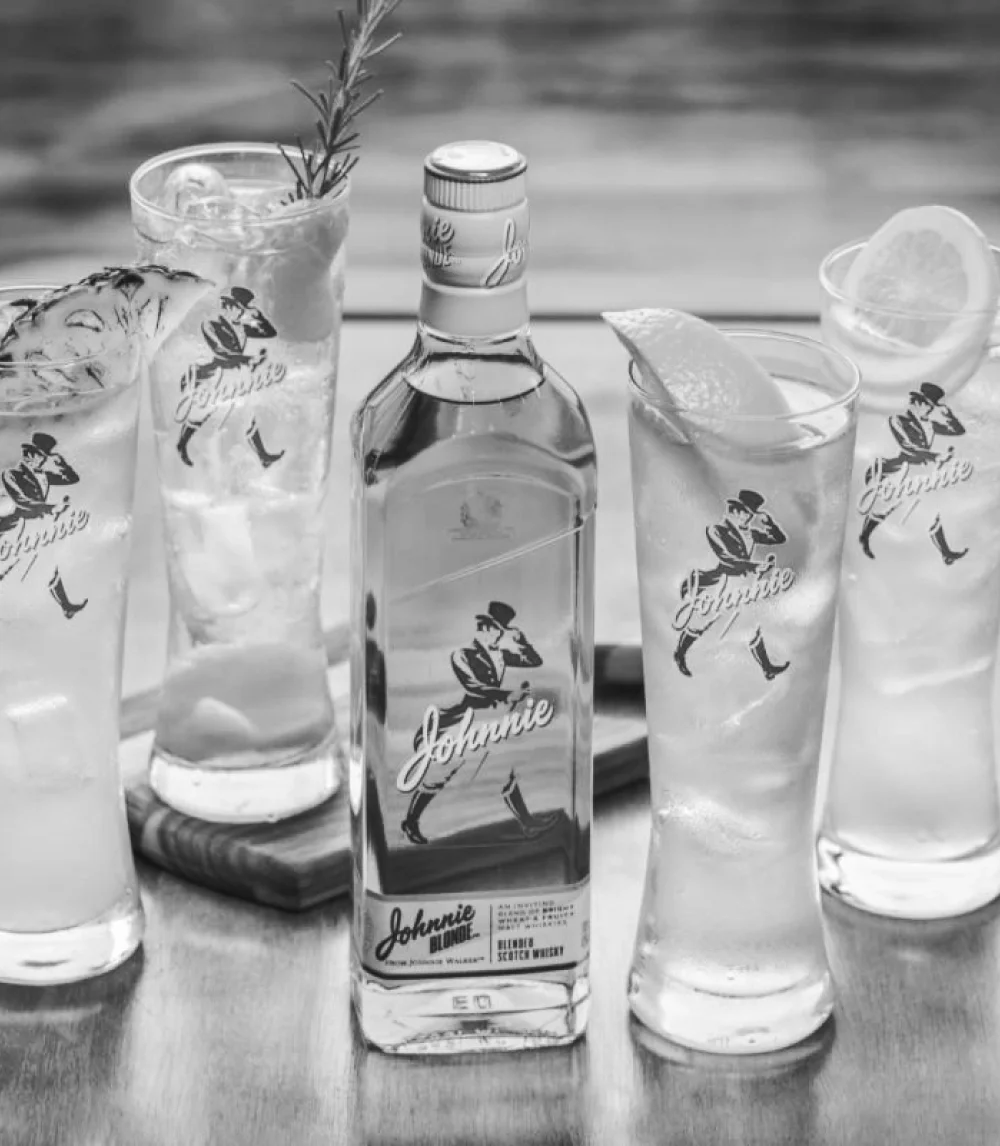 The Bar | Johnnie Walker Blonde